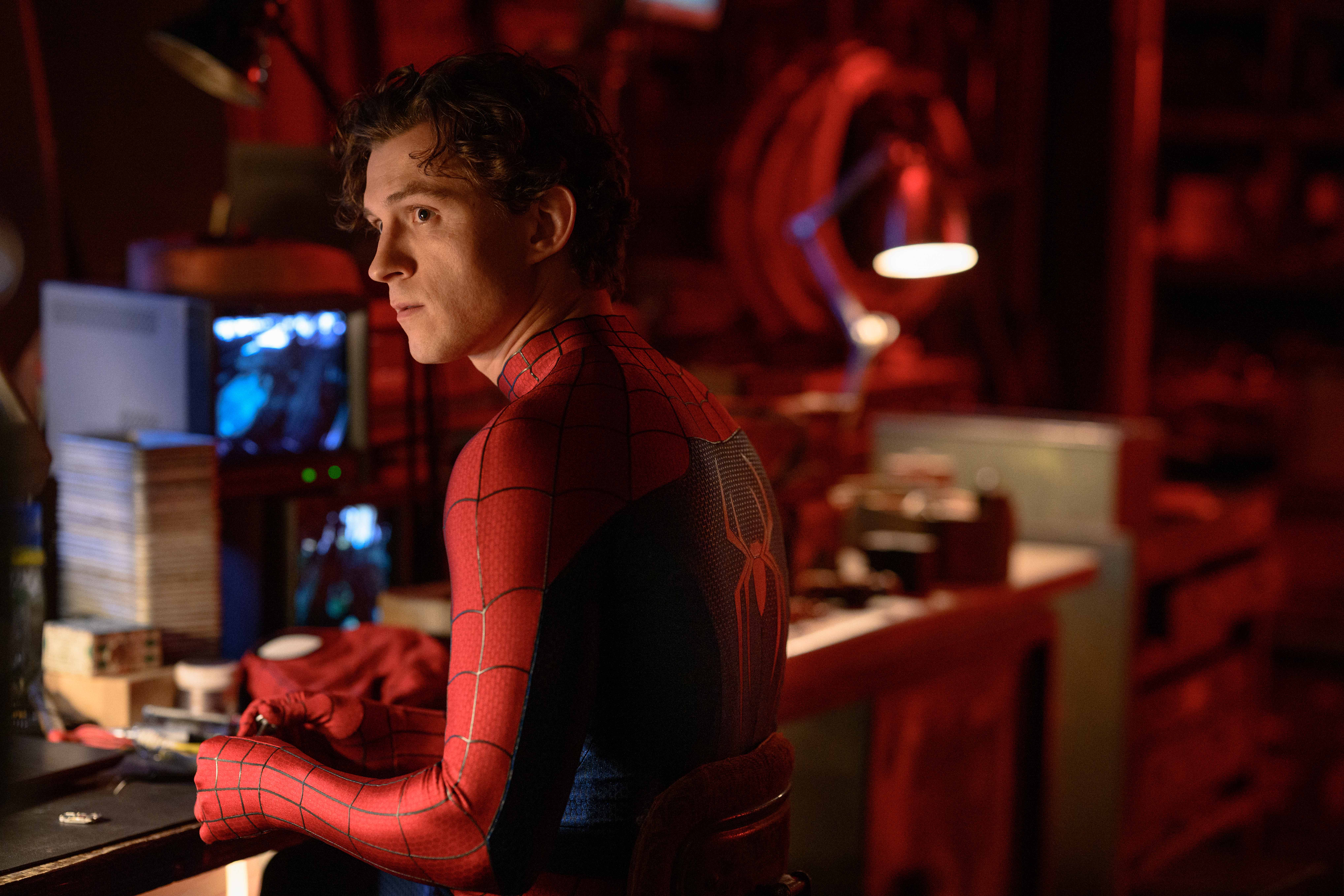 tom holland spider-man brand new day peter parker